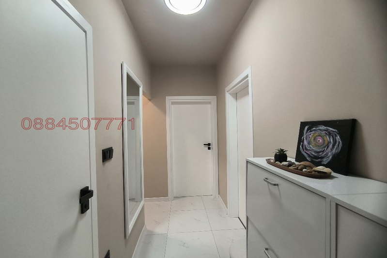 4-bedroom apartment in Sofiya, Bykston