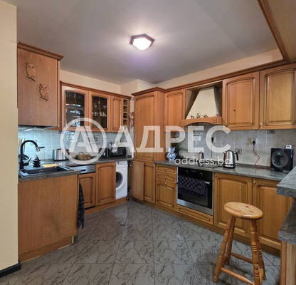 Photo 3 — 4-bedroom apartment in Sofiya, Bykston