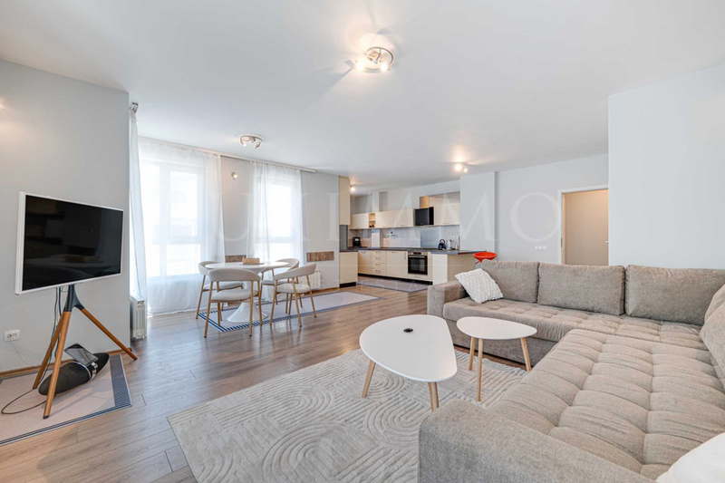 4-bedroom apartment in Sofiya, Bykston