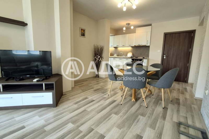 4-bedroom apartment in Sofiya, Bykston