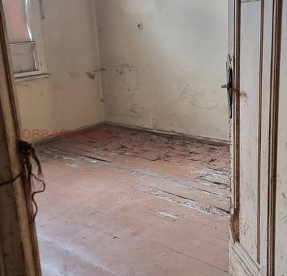 Photo 4 — Three-room apartment in Center, Sofia with yard and parking spaces
