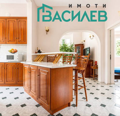 Снимка 3 — Просторен 3-стаен апартамент в Център с голяма тераса
