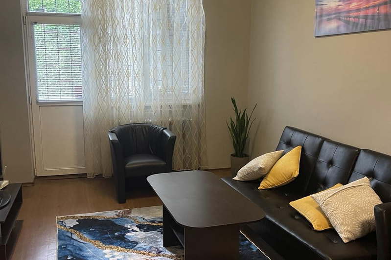 Spacious 2-room apartment in Center, Ekzarh Yosif St