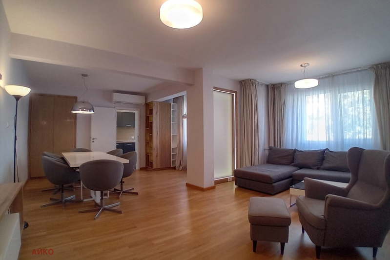 Two-room apartment in Center, Sofia with parking space and elevator