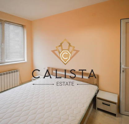 Снимка 5 — Тристаен апартамент с тераса в Център, София