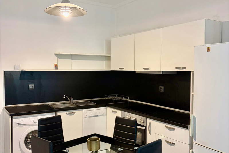 3-bedroom apartment in Sofiya, Centyr