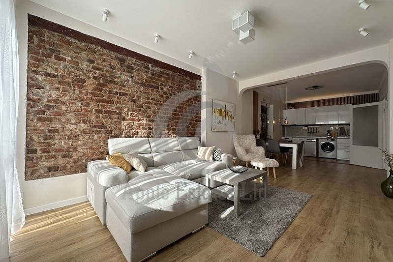 3-bedroom apartment in Sofiya, Centyr