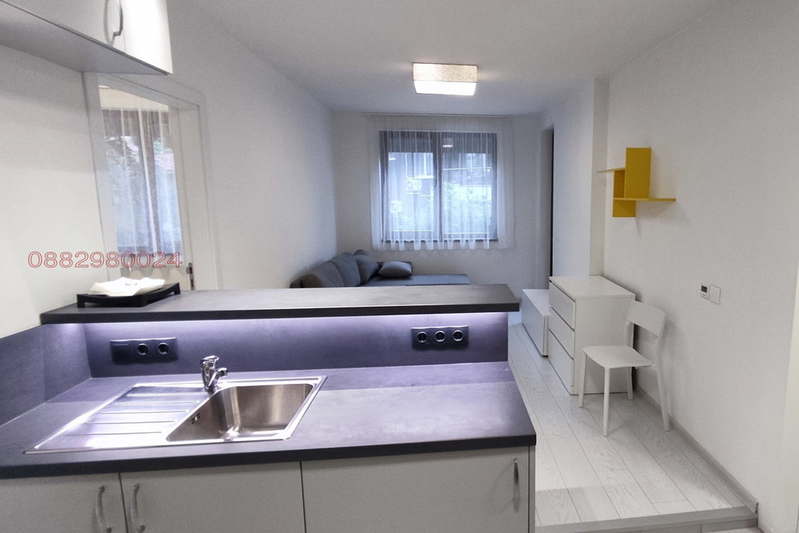 3-bedroom apartment in Sofia, Centyr
