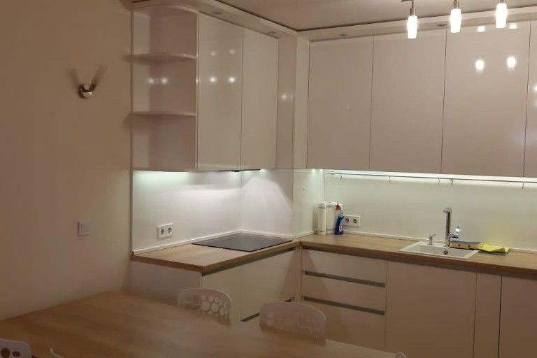 3-bedroom apartment in Sofiya, Centyr