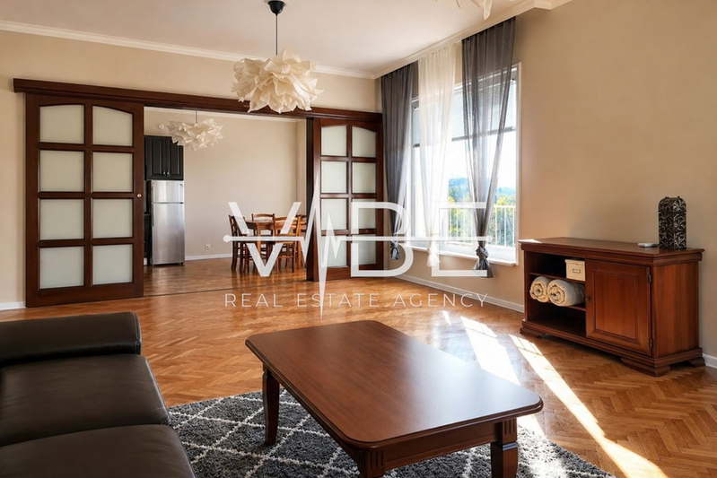 3-bedroom apartment in Sofiya, Centyr