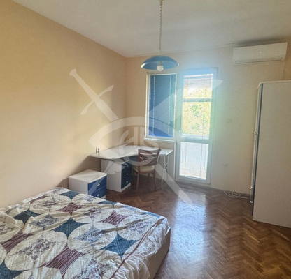Снимка 4 — Тристаен апартамент 80 кв.м. в Център, София, тухлена сграда