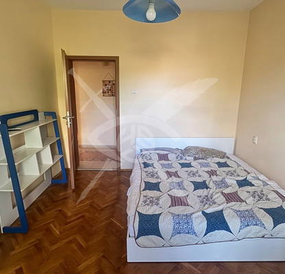 Снимка 5 — Тристаен апартамент 80 кв.м. в Център, София, тухлена сграда
