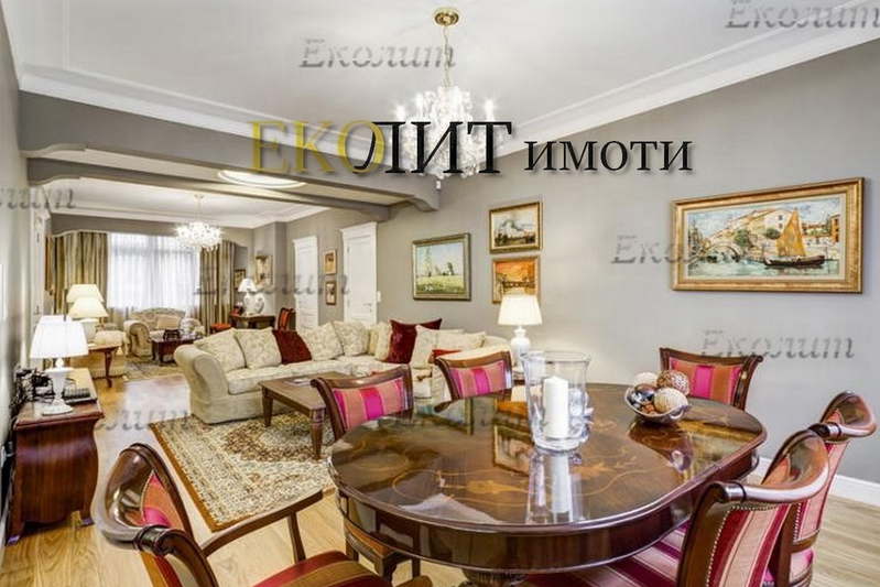 3-bedroom apartment in Sofiya, Centyr