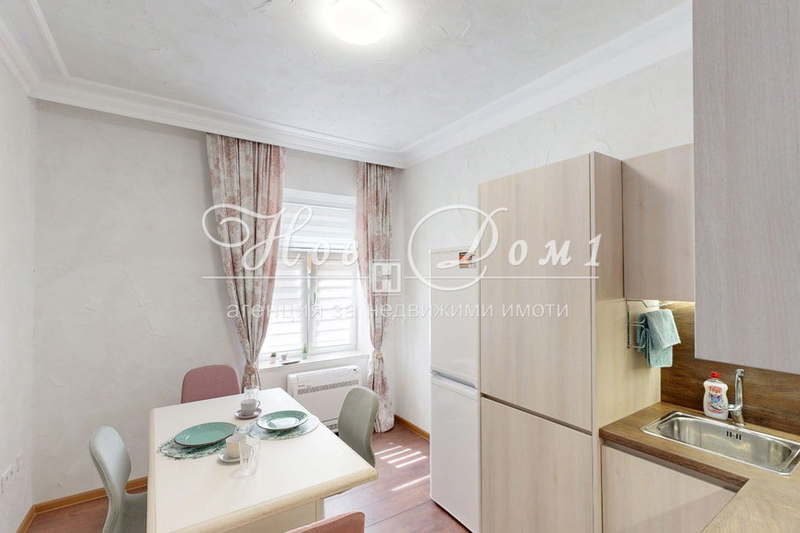 3-bedroom apartment in Sofiya, Centyr
