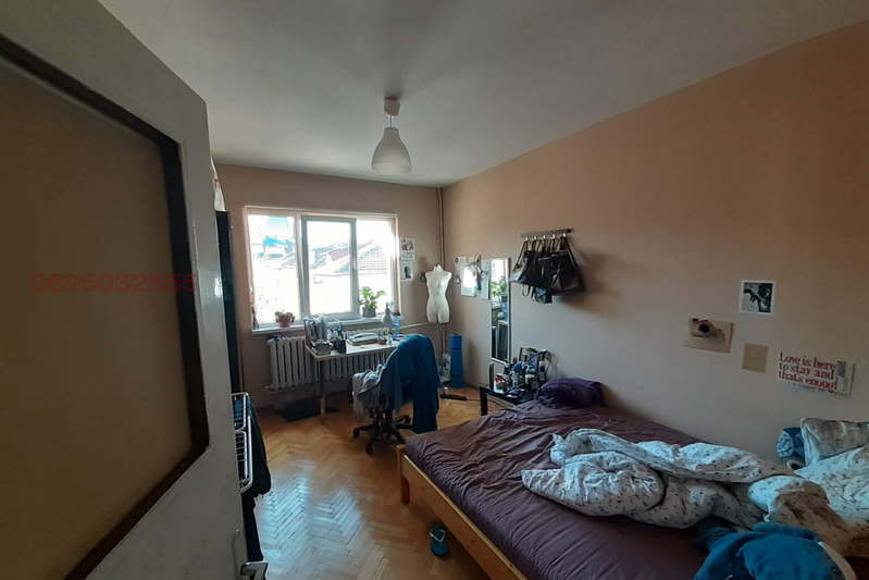 4-bedroom apartment in Sofiya, Centyr
