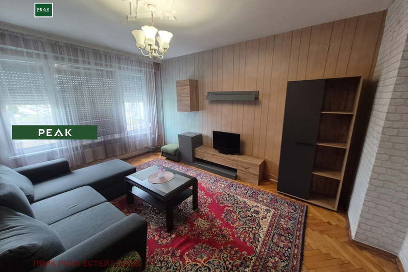 3-bedroom apartment in Sofiya, Dianabad