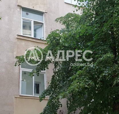 Снимка 5 — Тристаен апартамент с две тераси в Докторски паметник, София