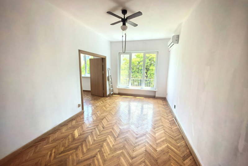 3-bedroom apartment in Sofiya, Doktorski Pametnik