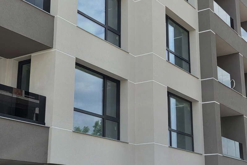 3-bedroom apartment in Sofiya, Drujba 1