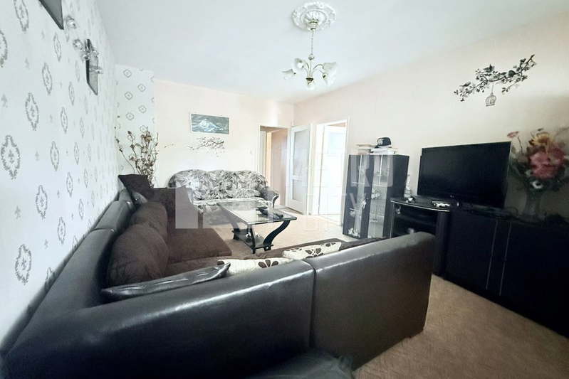 3-bedroom apartment in Sofiya, Drujba 1