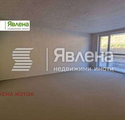 Снимка 5 — Просторен 3-стаен апартамент с двор в Дружба 2, София