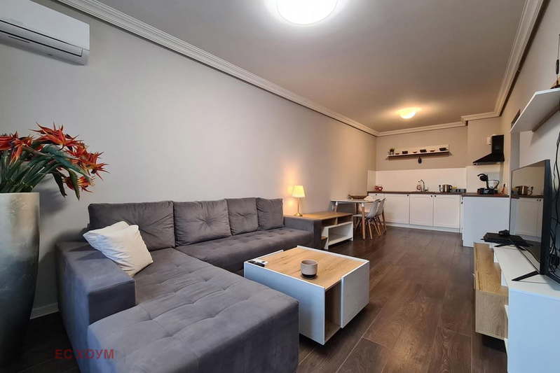 3-bedroom apartment in Sofia, Drujba 2