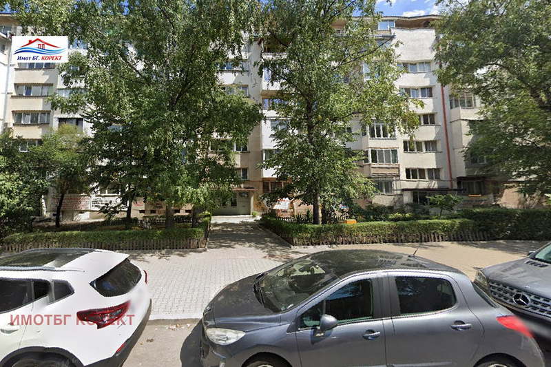 Двустаен апартамент с източно изложение в Гео Милев, София