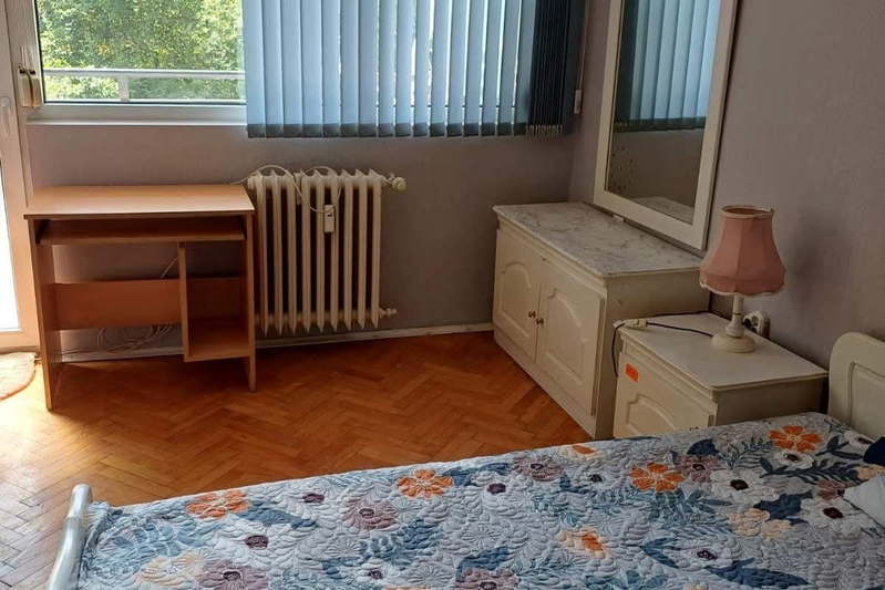 Тристаен апартамент с южно изложение в Гео Милев, София