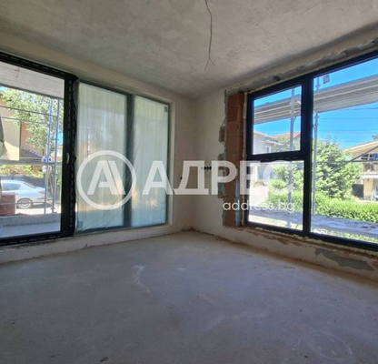 Photo 3 — Three-room apartment with yard in Gorna Banya, Sofia