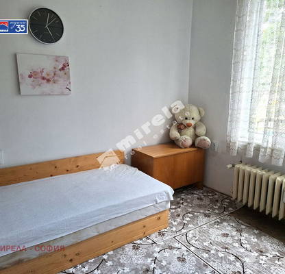 Снимка 2 — Двустаен апартамент с балкон в Хиподрума, София