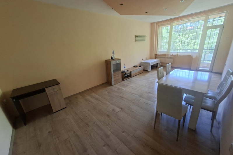 4-bedroom apartment in Sofiya, Hipodruma