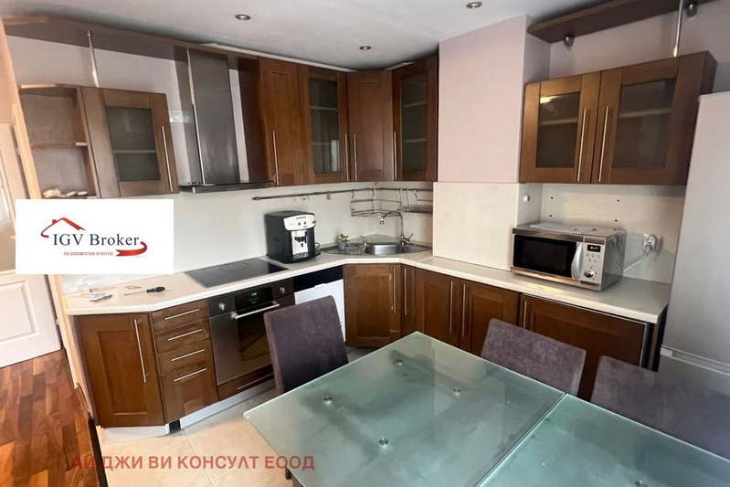 3-bedroom apartment in Sofiya, Ivan Vazov