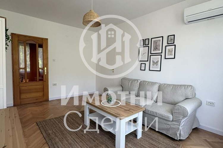 3-bedroom apartment in Sofiya, Iztok