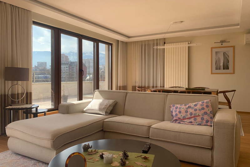 3-bedroom apartment in Sofiya, Iztok
