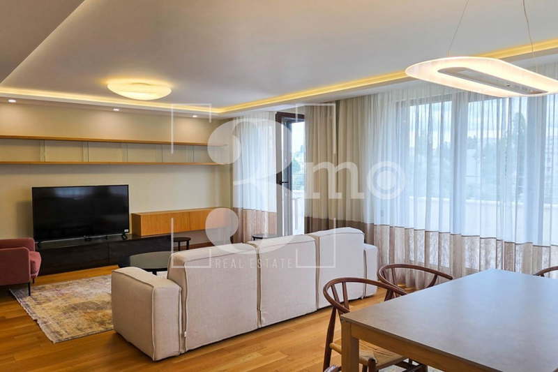 3-bedroom apartment in Sofiya, Iztok
