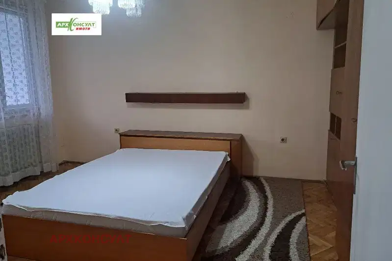 Spacious 3-room apartment with 2 balconies in Krasno selo, Sofia