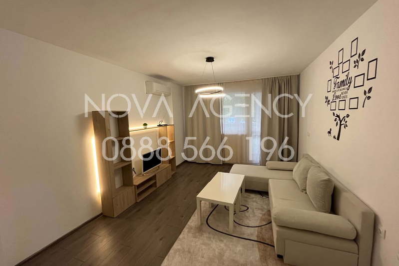 3-bedroom apartment in Sofiya, Krasno Selo
