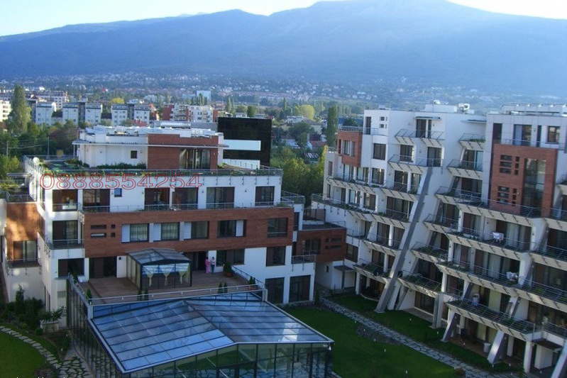 3-bedroom apartment in Sofiya, Krystova Vada