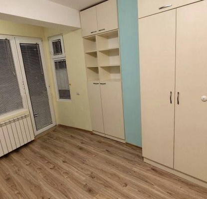 Снимка 5 — Тристаен апартамент в Кръстова вада с паркомясто и асансьор