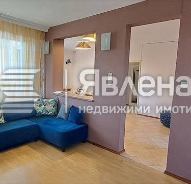 Снимка 5 — Просторен 3-стаен апартамент в Лагера с гледка към Витоша