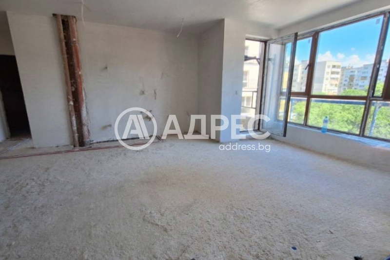 3-bedroom apartment in Sofiya, Levski V