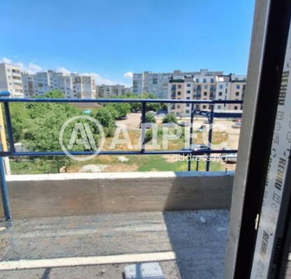 Photo 4 — Three-room apartment in Levski V with balcony and storage room