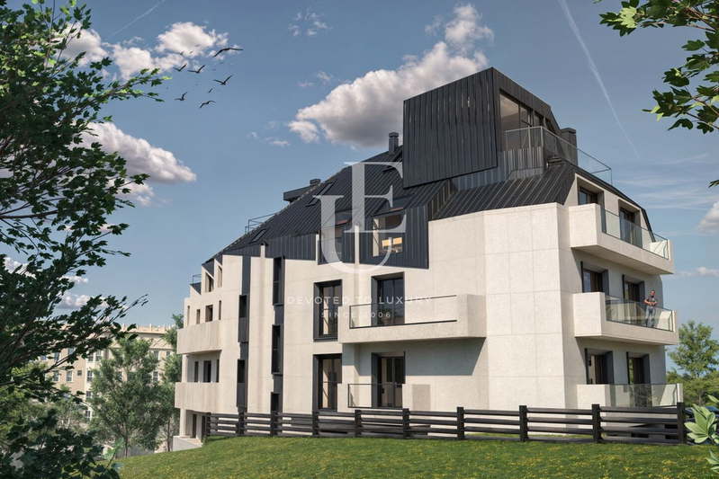 4-bedroom apartment in Sofiya, Lozenec