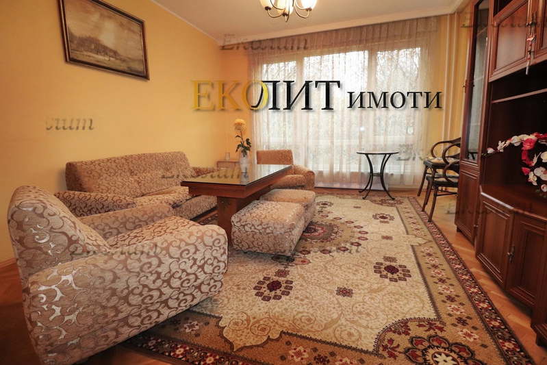 3-bedroom apartment in Sofiya, Lozenec