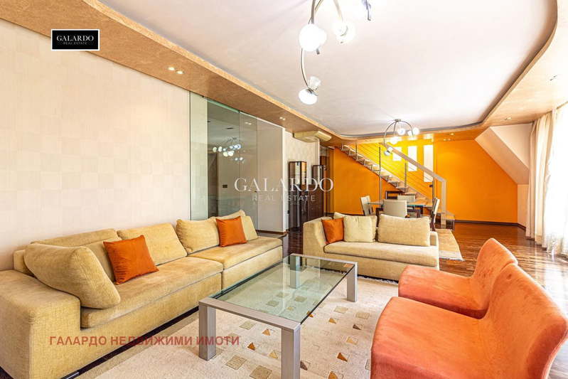 4-bedroom apartment in Sofiya, Lozenec