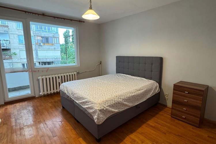 4-bedroom apartment in Sofiya, Lozenec