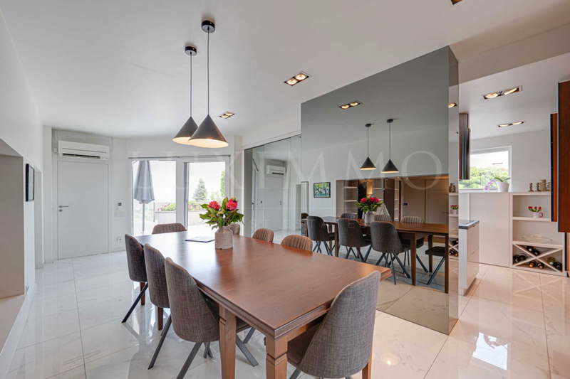 4-bedroom apartment in Sofiya, Lozenec