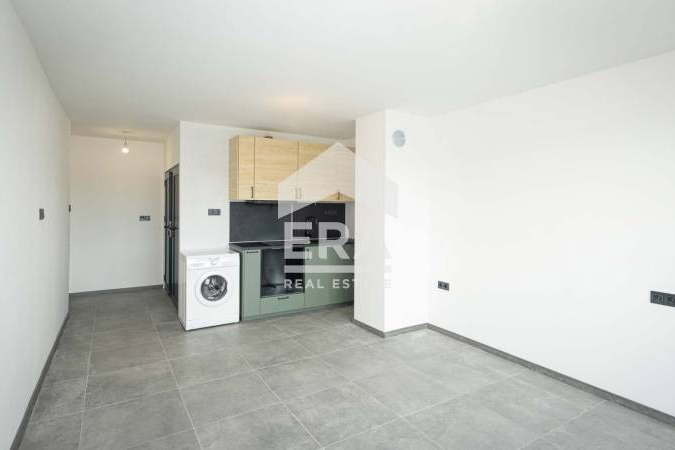 One-room apartment with terrace in Lyulin 7, Sofia