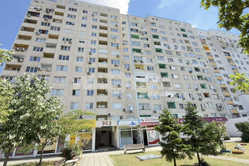 Тристаен апартамент в Люлин 9 с асансьор и стабилно строителство