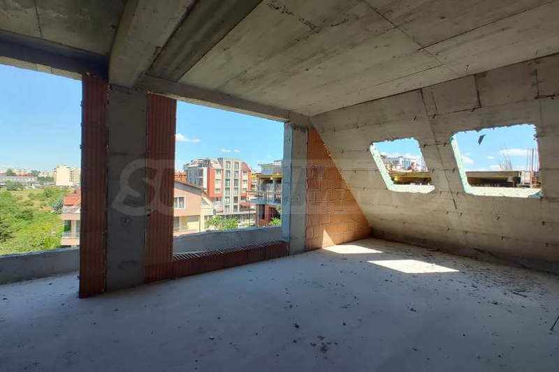 3-bedroom apartment in Sofiya, Lyulin - Centyr